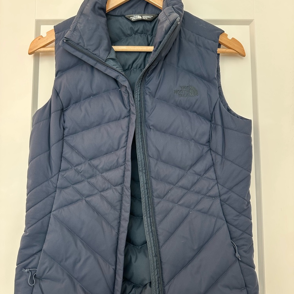 The North Face 550 Women's Quilted Vest - Navy